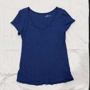 14th & Union Slub Cotton Modal Blue V-Neck T-Shirt—Large